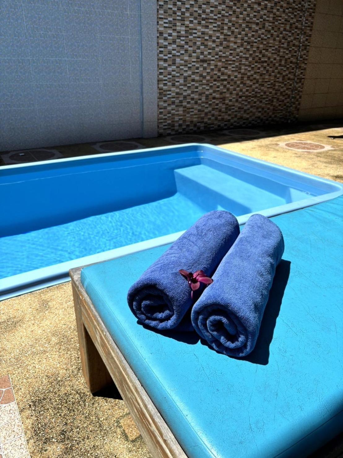 Blue Aura Pool Villa Nai Yang Beach エクステリア 写真